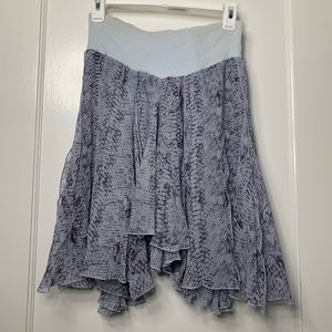 Shapely snake print skirt with elastic waist